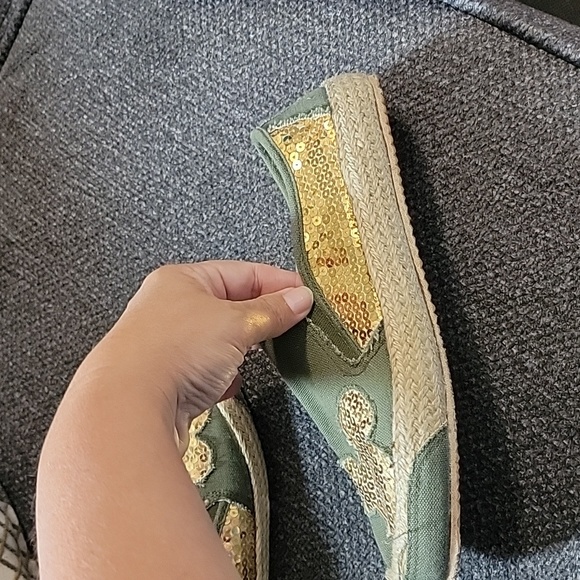 Disney Mickey Mouse slip on loafers - Picture 5 of 7